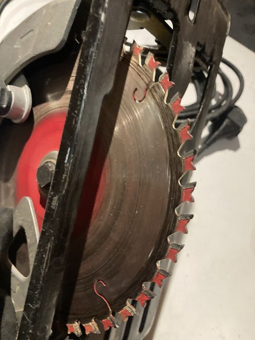 Fierastrau circular Dewalt DWE 560 1350w