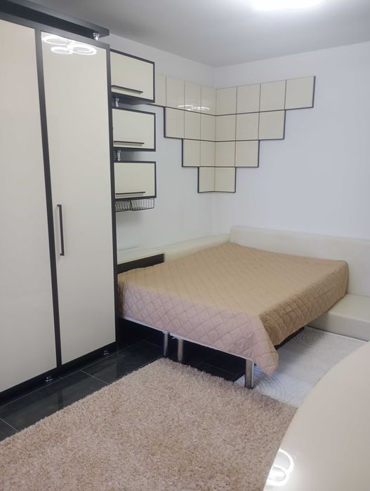Inchiriez apartament 2 camere, Bdul Soarelui