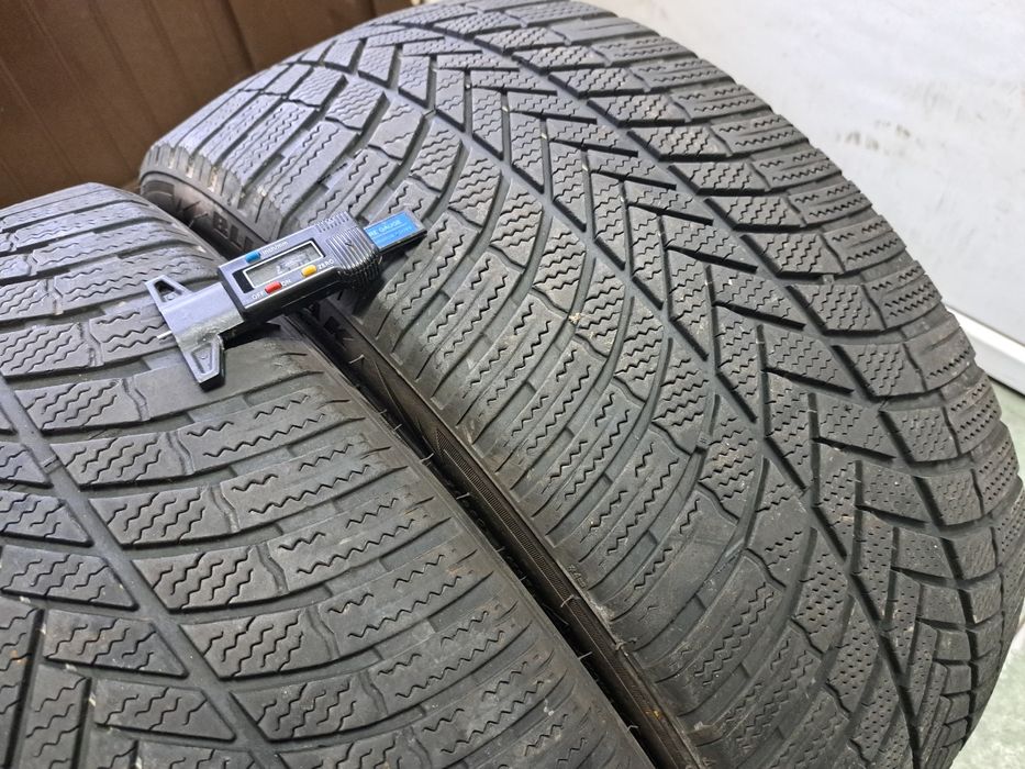 2 anvelope 255/40 R21 Bridgestone