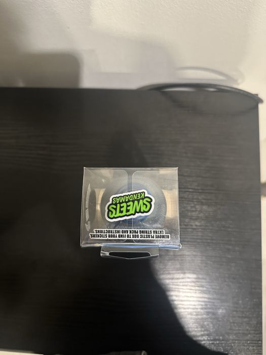 Sweets Pro Model Nick Galagher Cushion Clear