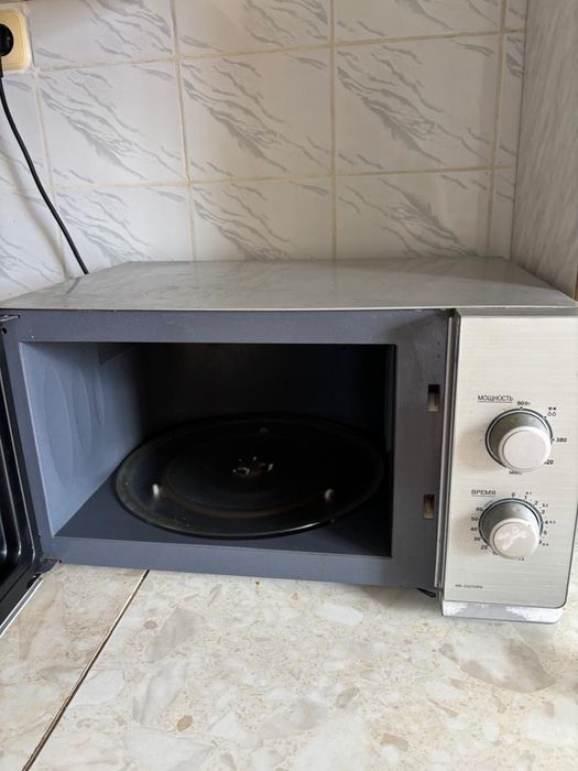 Микроволновка LG