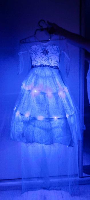 Хелоуин костюм-светеща рокля на Елза от Фроузън с ДВА подаръка