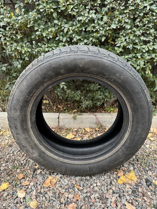 Продам зимние резины/шины TRIANGLE 225/60/R17