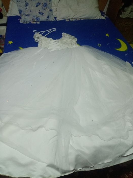 Vând rochie de mireasa