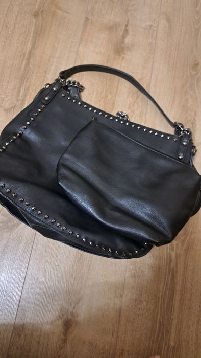 Черна дамска чанта