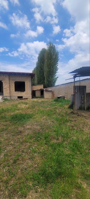 Eshon guzarda  arenert shakarchla mahalasi arendaga beralad