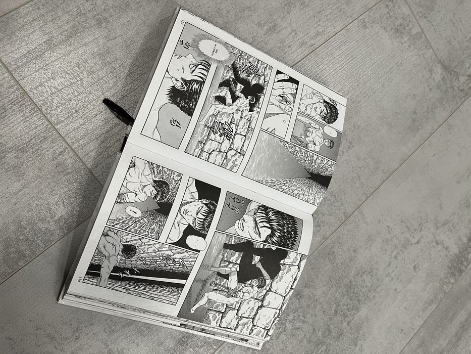 Манга Берсерк том 1