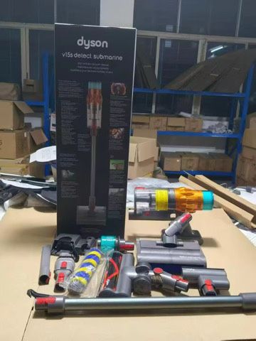 Aspirator Dyson V15 detect submarine spalare uscata si umeda