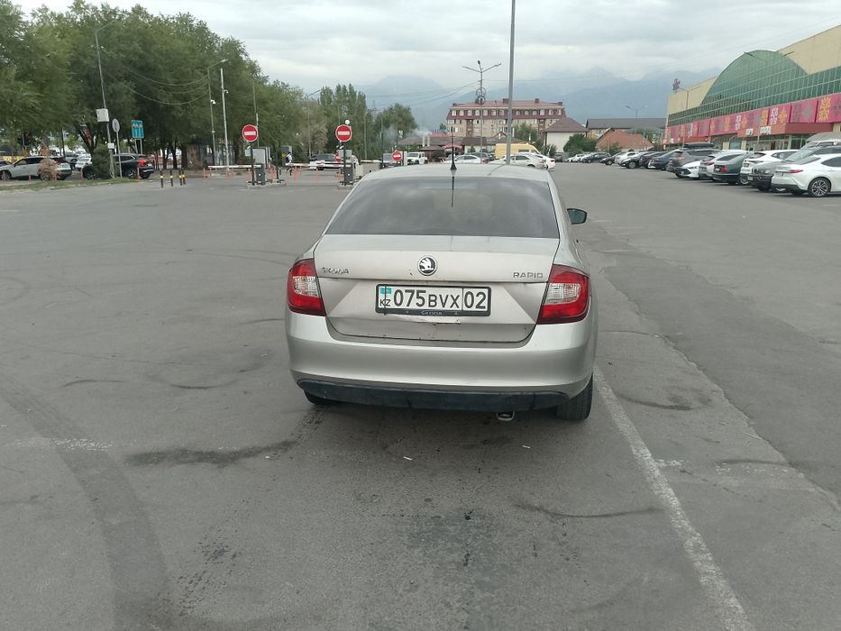 Skoda Rapid Срочно
