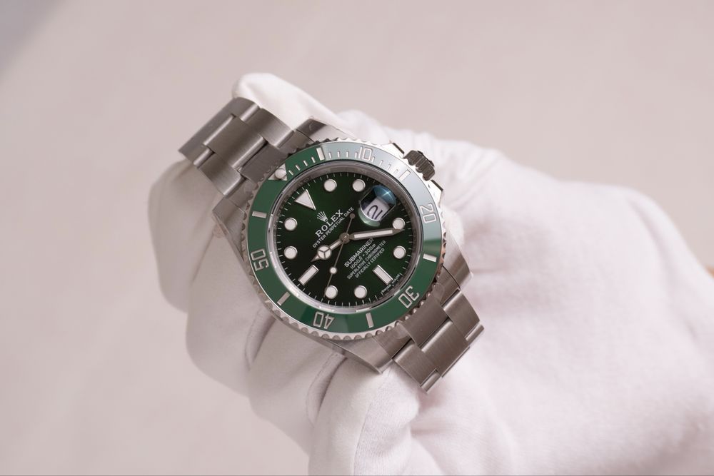Rolex Submariner Hulk 116610LV, наличен в София