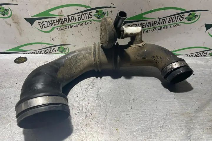 Furtun intercooler Renault Megane 2005 1.6 MT (113 hp)