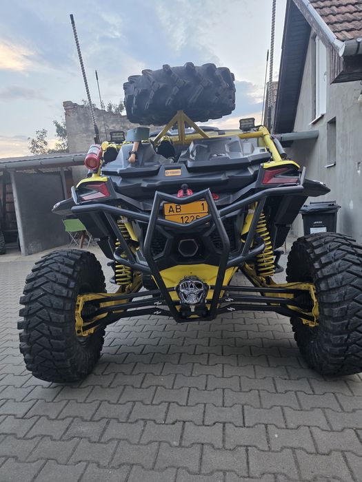 De vanzare CAN-AM Maverick XMR . 1000 cm 200 cp. Tel  0754329407