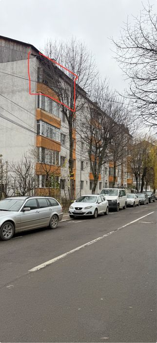 Apartament 3 camere cu pod si beci