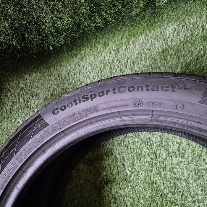 255 40 19 Continental 2024