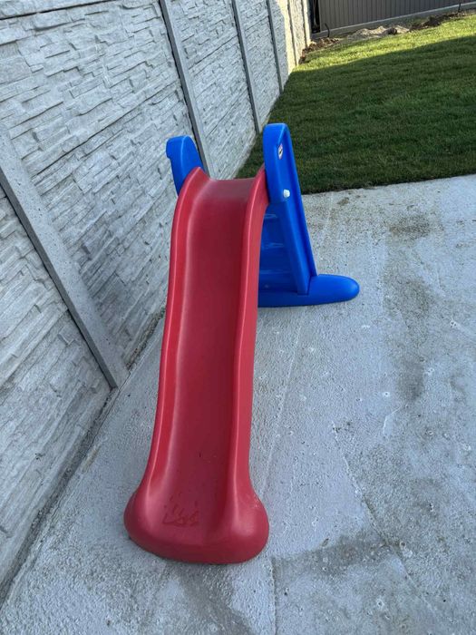 Tobogan little tikes