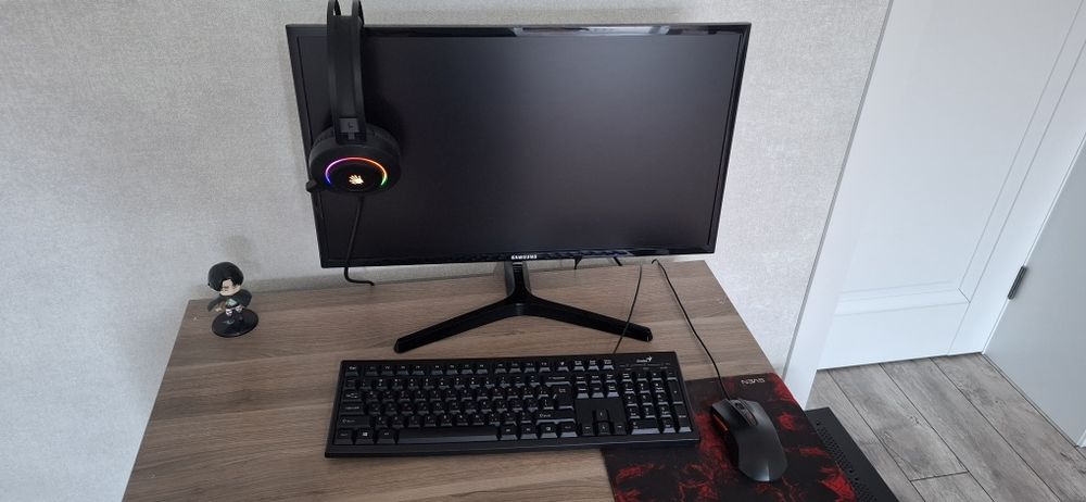 Игровой комплект ПК (17-8700 / 16GB / GTX 1050 Ti)

Монитор Samsung