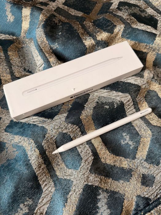 Apple Pencil Pro новый