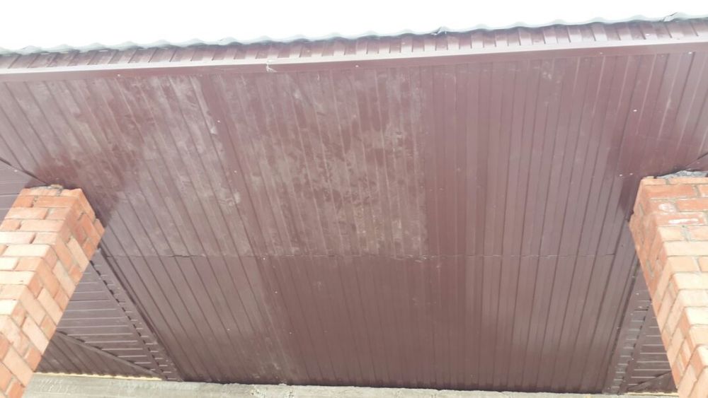 Продам участок с недостроеным домом