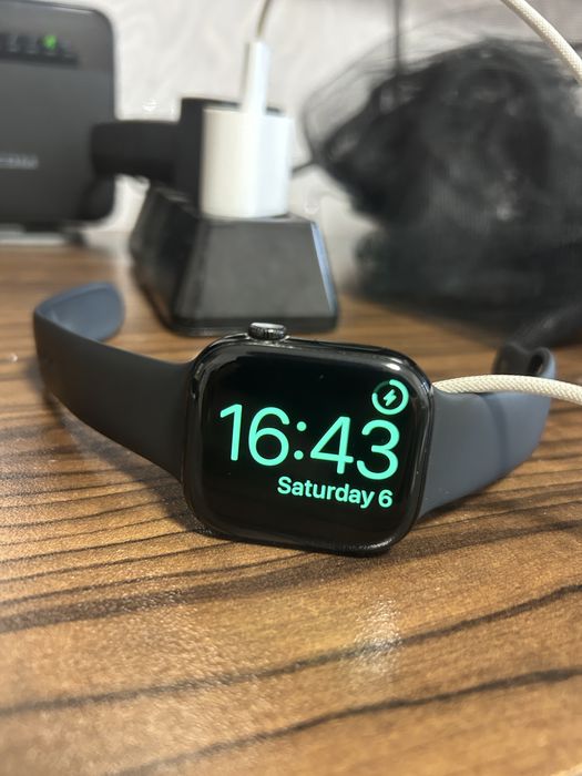 Apple Watch Series 10 / 46 mm / Black