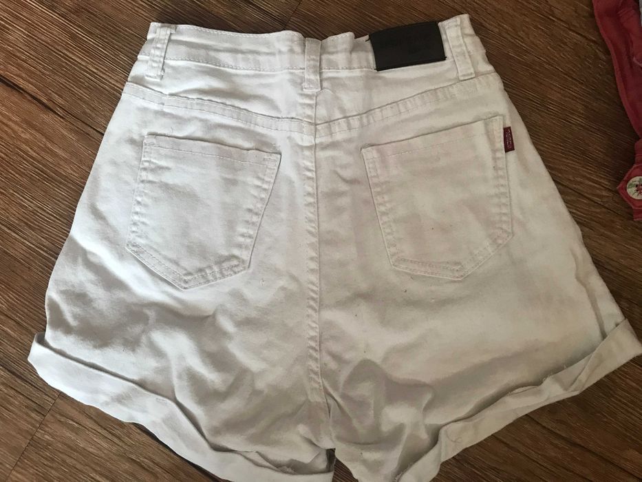 Шорты      шорты