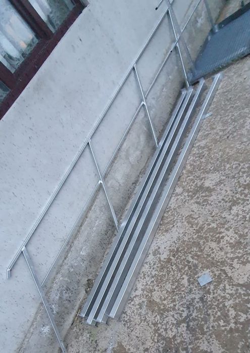 Scări zincate exterior 85x27
