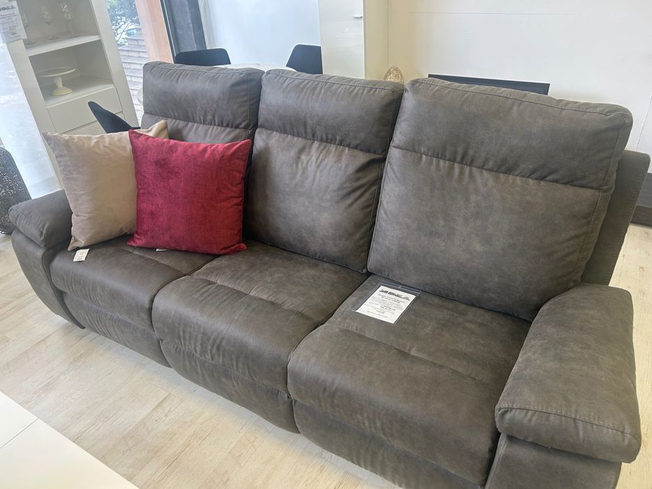 Два дивана с 3 и 2 места