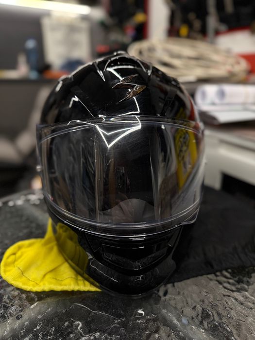 Каска Scorpion Exo 491 Solid Glossy Black