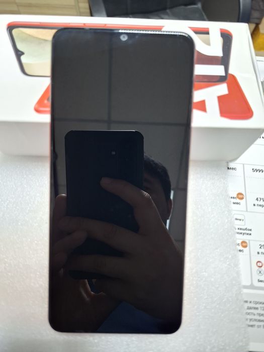 Продам смартфон Samsung A12