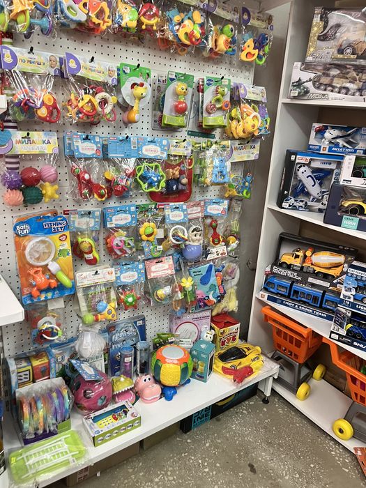 Продам готовый бизнес отдел игрушек