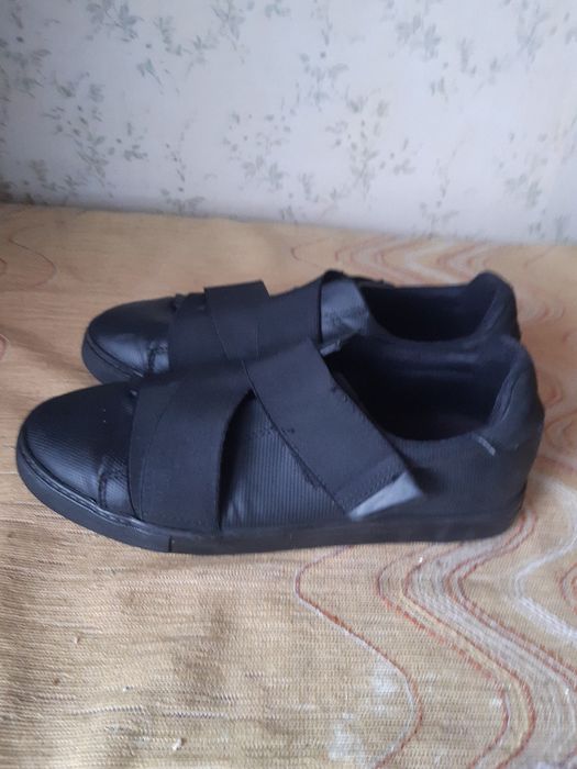Маратонки Zara продавам