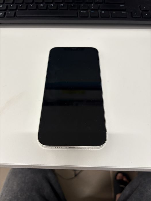 Iphone 12 PRO MAX 81% baterie