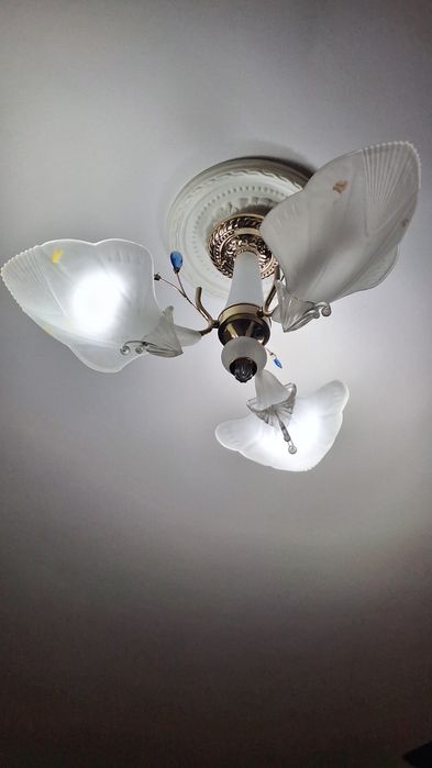 Люстра потолочная