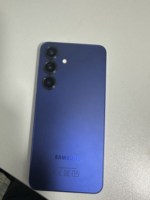 Продам Самсунг s25