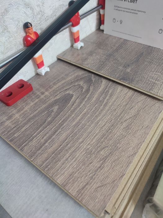 Срочно продам ламинат