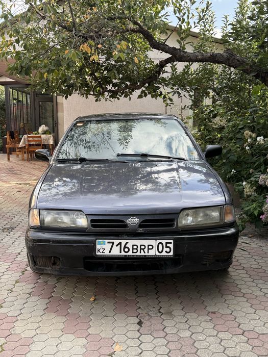 Продам Ниссан Премьера