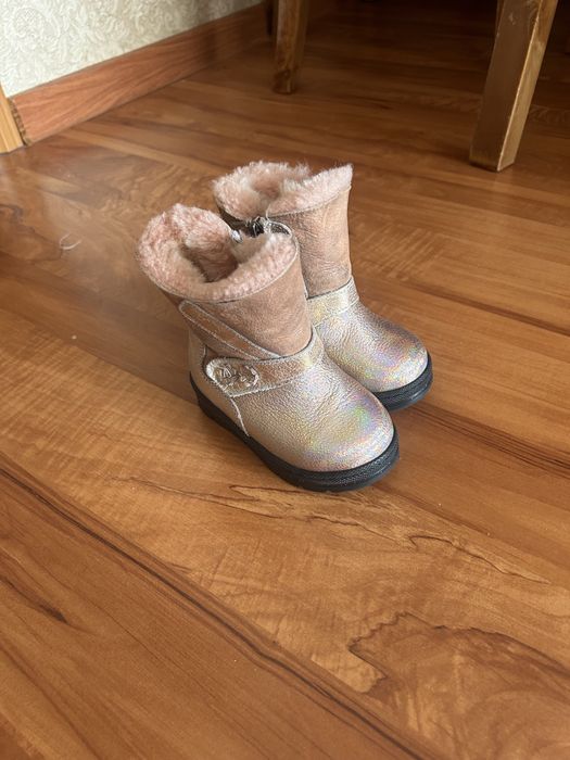 Продам сапоги зимние на девочку