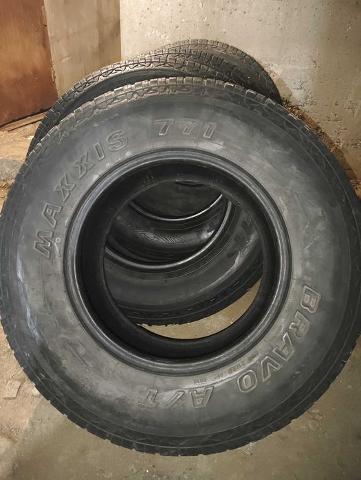 Maxxis Bravio 265/70/16