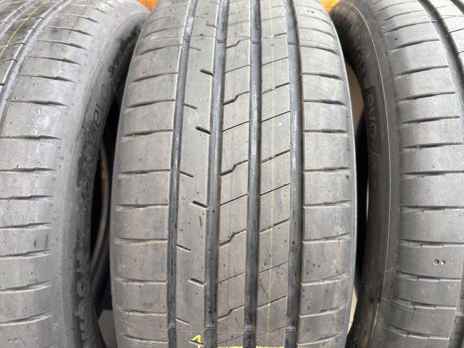 215 50 19 Летни Гуми Hankook Чисто Нови