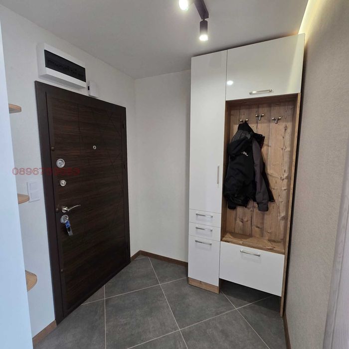 Продава се Двустаен апартамент в Смолян, Нов център - 61 кв.м за 1746 €/кв.м - Снимка #11