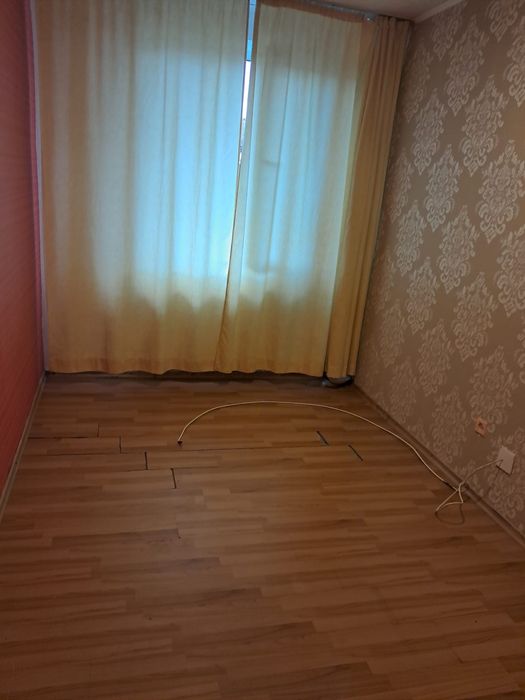PROPRIETAR vand apartament 3 camere decomandat – gata de mutare 0 Comision