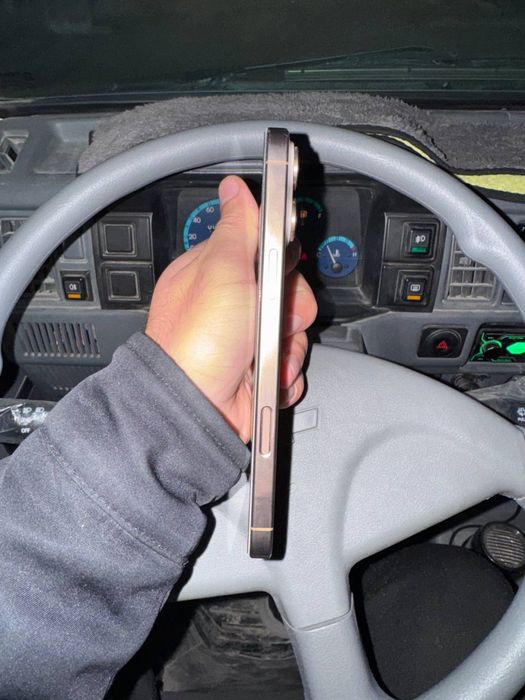 Iphone 16 pro max ideal 100%