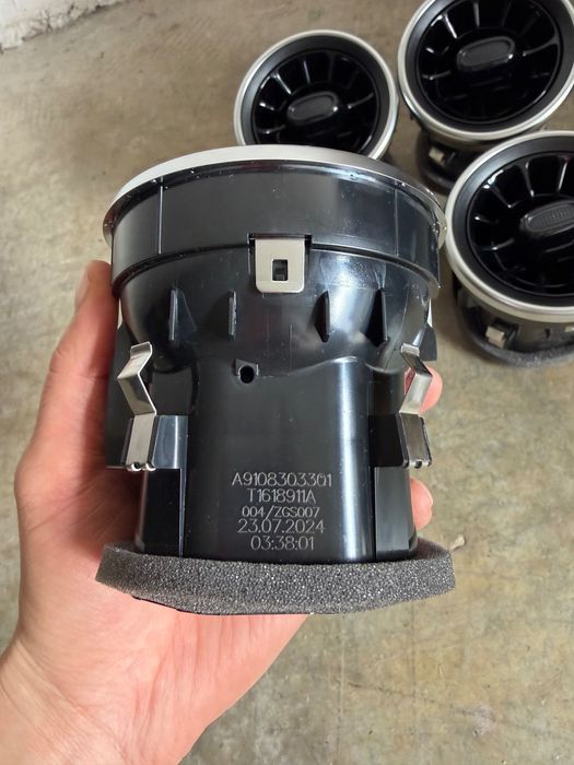 Mercedes Sprinter Хромирани розетки W907 W910