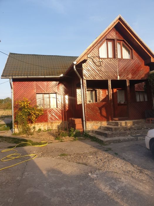 Cabană de închiriat