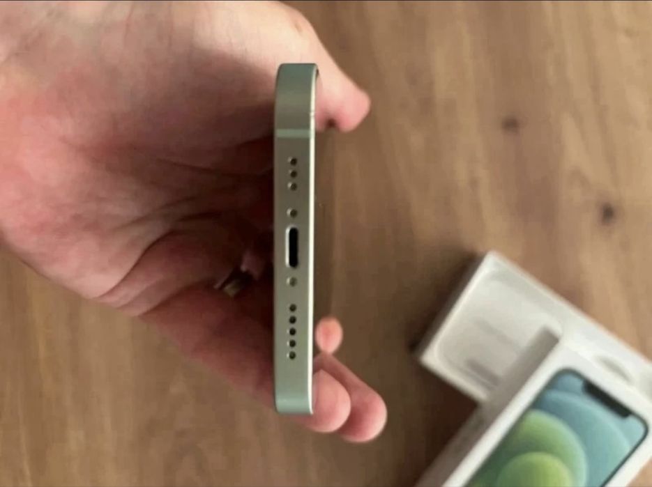 Iphone 12 64 gb 78% sanatatea bateriei