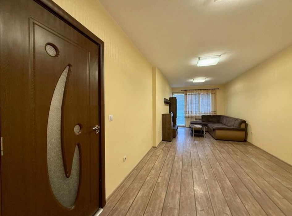 Дава се под наем Двустаен апартамент в София, Медицинска академия - 83 кв.м за 650 € - Снимка #2