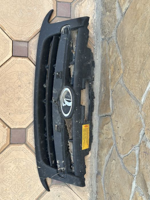 Решотка радиатора лада гранта