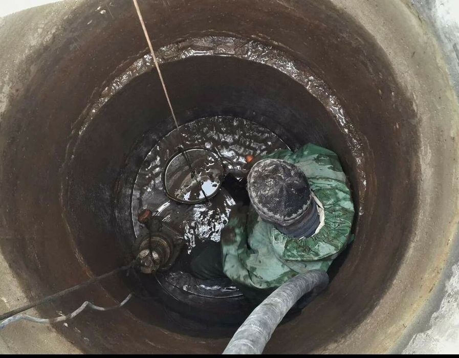 Чистка септиков. Илосос