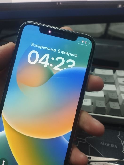 iPhone x ideal holatda