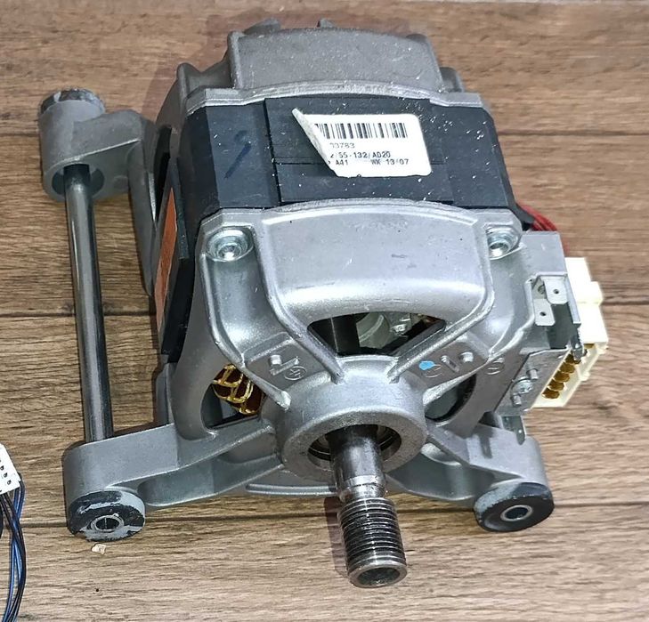 Части за пералня Ariston AMD 129