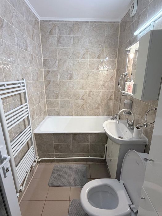 Apartament 2 camere de inchiriat